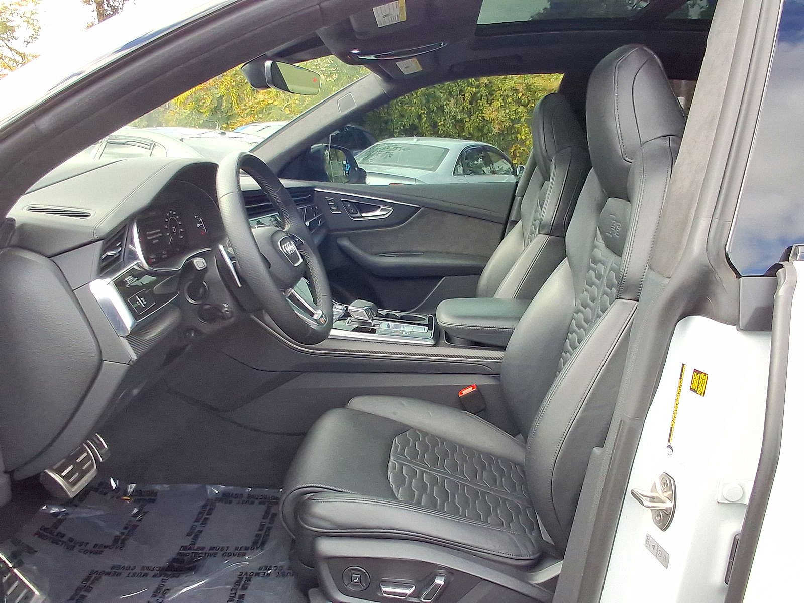 Used 2022 Audi RS Q8 w/ Black Optic Package AWD/4WD image 17