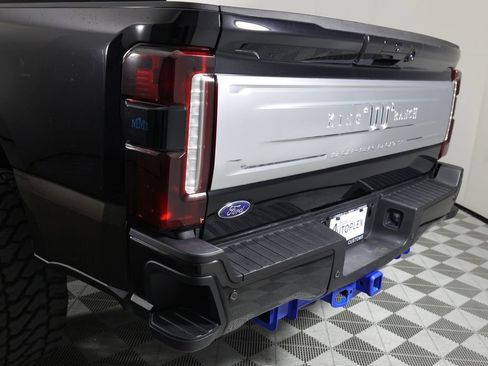 Used 2025 Ford F250 King Ranch w/ FX4 Off-Road Package AWD/4WD image 63