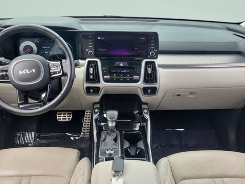 Used 2022 Kia Sorento SX FWD image 11