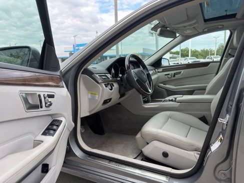 Used 2014 Mercedes-Benz E 350 4MATIC Sedan w/ Premium 1 Package image 5