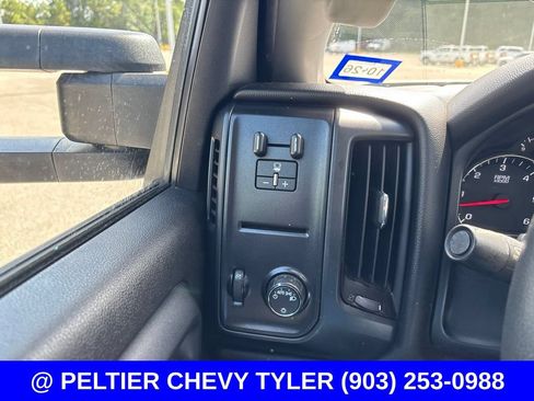 Used 2016 Chevrolet Silverado 2500 W/T w/ WT Convenience Package AWD/4WD image 13