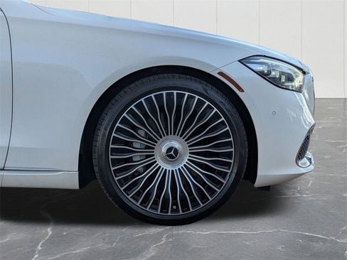 Used 2023 Mercedes-Benz Maybach S 580 4MATIC image 12