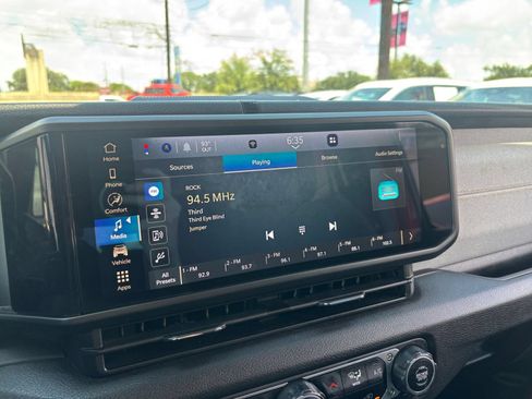 Used 2025 Jeep Wrangler Unlimited Sport AWD/4WD image 19