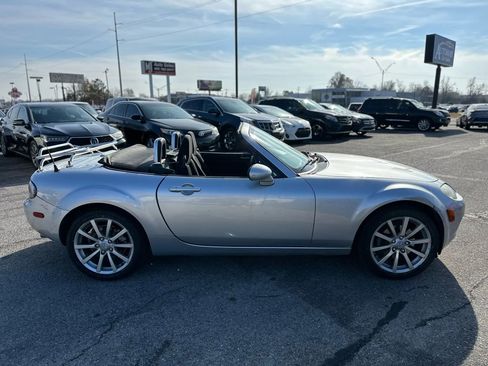Used 2007 MAZDA MX-5 Miata Touring image 7