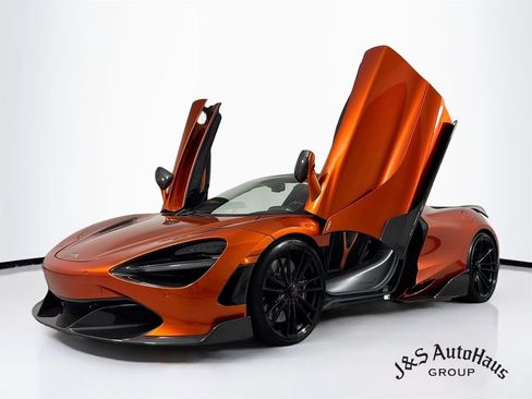 Used 2021 McLaren 720S Performance RWD image 3
