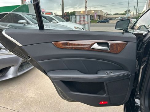 Used 2013 Mercedes-Benz CLS 550 image 17
