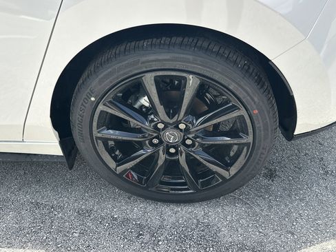 New 2026 MAZDA MAZDA3 2.5 S Hatchback w/ Premium Pkg FWD image 11