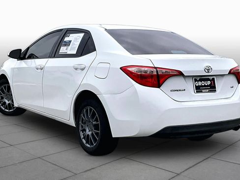 Used 2018 Toyota Corolla LE FWD image 11