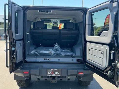 New 2025 INEOS Grenadier Fieldmaster Edition image 15