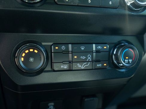 Used 2022 Ford F250 XLT w/ XLT Value Package AWD/4WD image 19