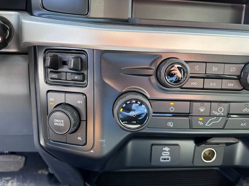 New 2024 Ford F550 4x4 Regular Cab Super Duty image 23