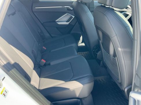 New 2025 Audi Q3 2.0T Premium image 27