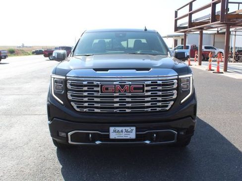 Used 2024 GMC Sierra 1500 Denali w/ Denali Reserve Package AWD/4WD image 10