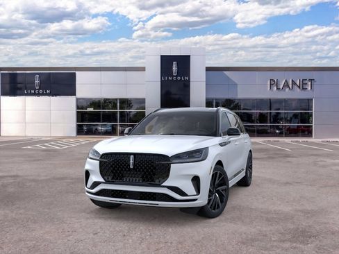 New 2026 Lincoln Aviator Black Label w/ Black Label Special Edition AWD/4WD image 2