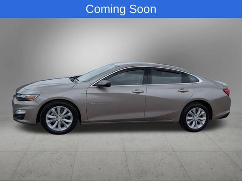 Used 2024 Chevrolet Malibu LT FWD image 3
