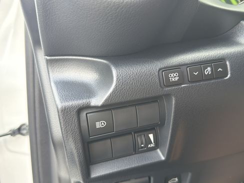 Used 2025 Lexus IS 350 F Sport RWD image 13
