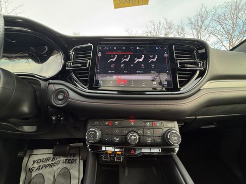 Used 2024 Dodge Durango R/T image 23