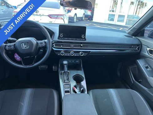 Used 2025 Honda Civic Sport image 5