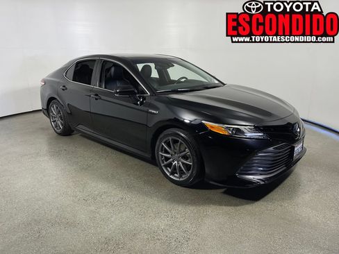 Certified 2019 Toyota Camry XLE w/ Driver Assist Package FWD image 1