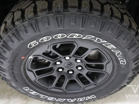 New 2026 RAM 1500 Rebel w/ Rebel Level 2 Equipment Group AWD/4WD image 31
