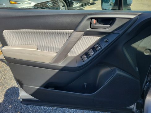 Used 2017 Subaru Forester 2.5i Premium w/ Popular Package #2A image 19