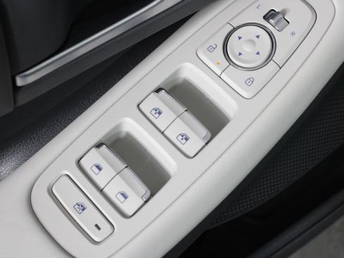 Certified 2026 Hyundai Sonata SEL FWD image 23