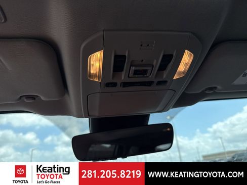 Used 2023 Toyota Highlander Limited image 23