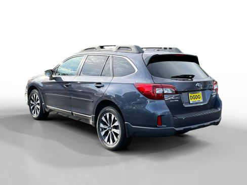 Used 2015 Subaru Outback 2.5i Limited image 3