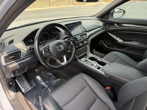 Used 2022 Honda Accord Sport image 14