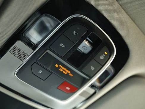 Used 2022 Hyundai Santa Fe SEL w/ Convenience + Premium Package image 42