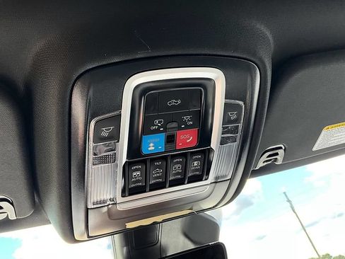 New 2026 RAM 1500 Laramie AWD/4WD image 27