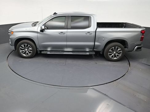 Used 2025 Chevrolet Silverado 1500 LT RWD image 12