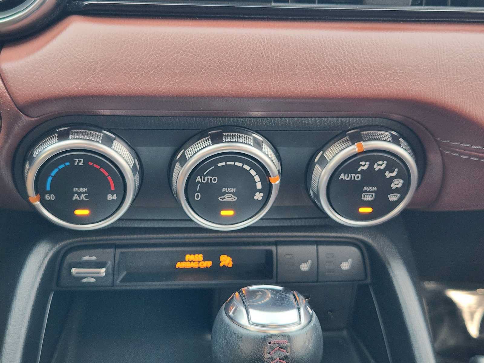 Used 2019 MAZDA MX-5 Miata RF Grand Touring RWD image 20