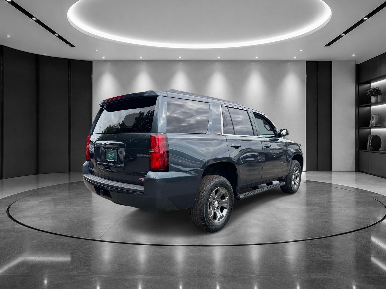 Used 2019 Chevrolet Tahoe LT w/ Off-Road Package AWD/4WD image 5