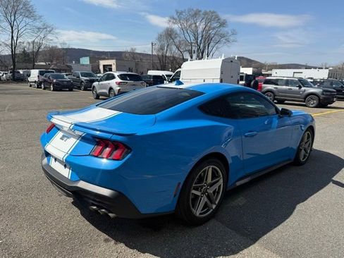Used 2024 Ford Mustang GT Premium image 6