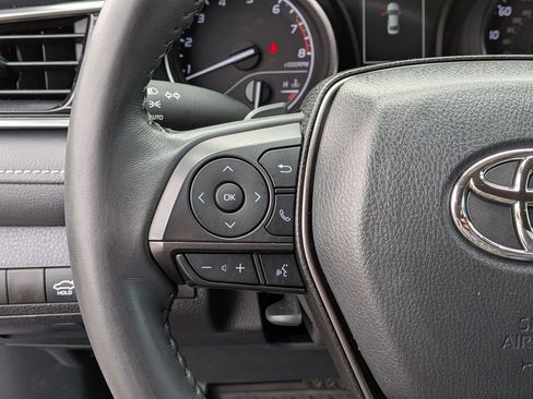 Used 2024 Toyota Camry SE image 19