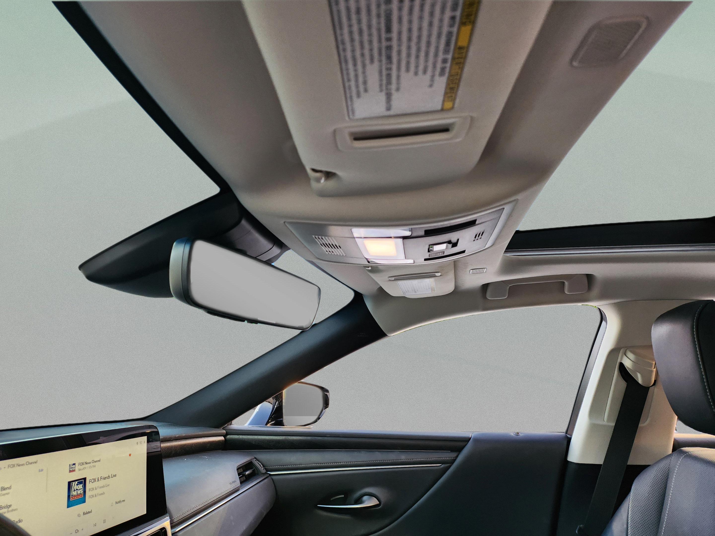 Certified 2024 Lexus ES 350 w/ Technology Package FWD image 13