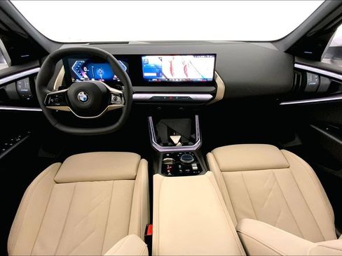 Used 2025 BMW X3 xDrive30i w/ Premium Package AWD/4WD image 16