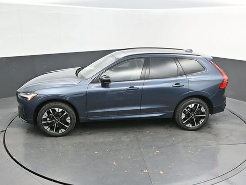 New 2026 Volvo XC60 B5 Plus AWD/4WD image 23