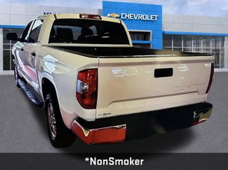 Used 2017 Toyota Tundra SR5 w/ SR5 Upgrade Package RWD video 2
