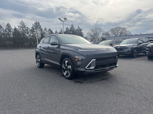 Used 2024 Hyundai Kona Limited image 1