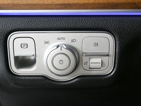 Certified 2024 Mercedes-Benz GLE 350 4MATIC image 10