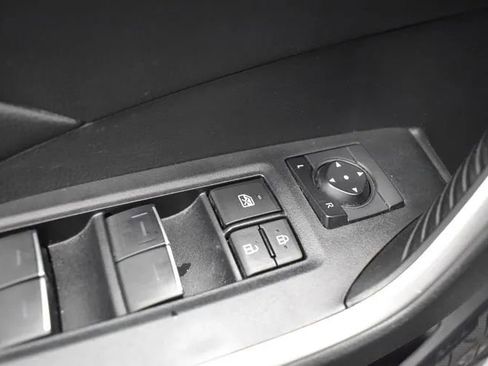 Used 2024 Toyota RAV4 XLE FWD image 18