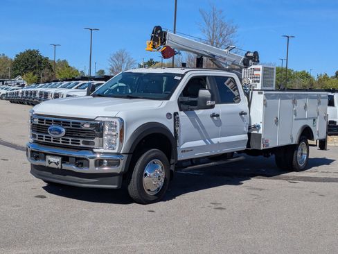 New 2026 Ford F550 XL image 8