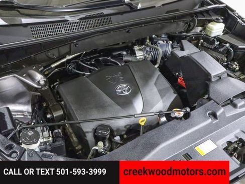 Used 2019 Toyota Highlander Limited FWD V6 1 Owner image 17