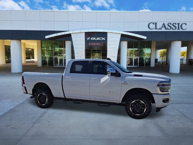 Used 2026 RAM 2500 Laramie AWD/4WD image 9