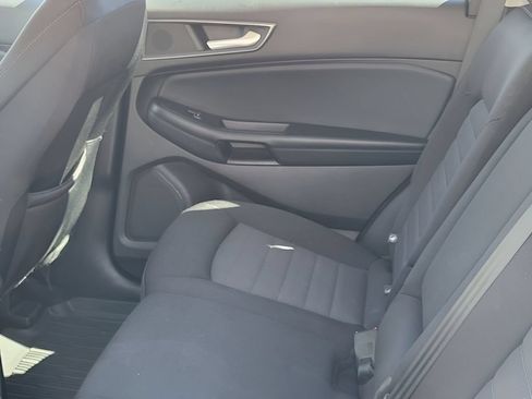Used 2022 Ford Edge SE w/ Black Appearance Package AWD/4WD image 9