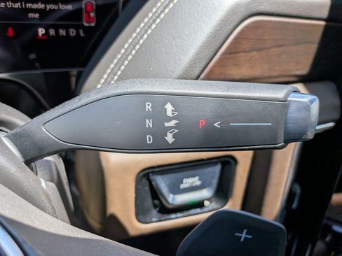 New 2026 GMC Yukon Denali Ultimate AWD/4WD image 21