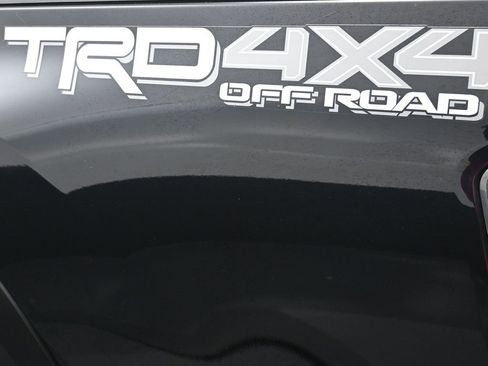 Used 2021 Toyota Tacoma TRD Sport image 10