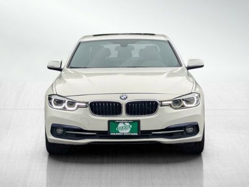 Used 2018 BMW 330i xDrive Sedan AWD/4WD image 2